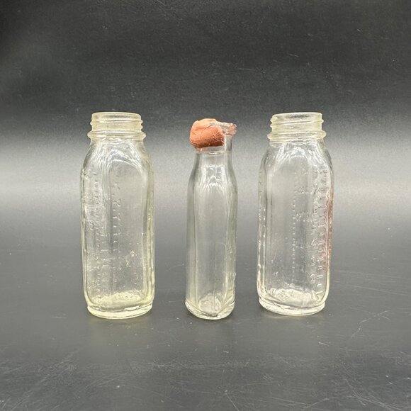 Vintage Glass Baby Bottles Evenflo Calcisalin Sample 1950s Nursery Decor - Picture 4 of 10